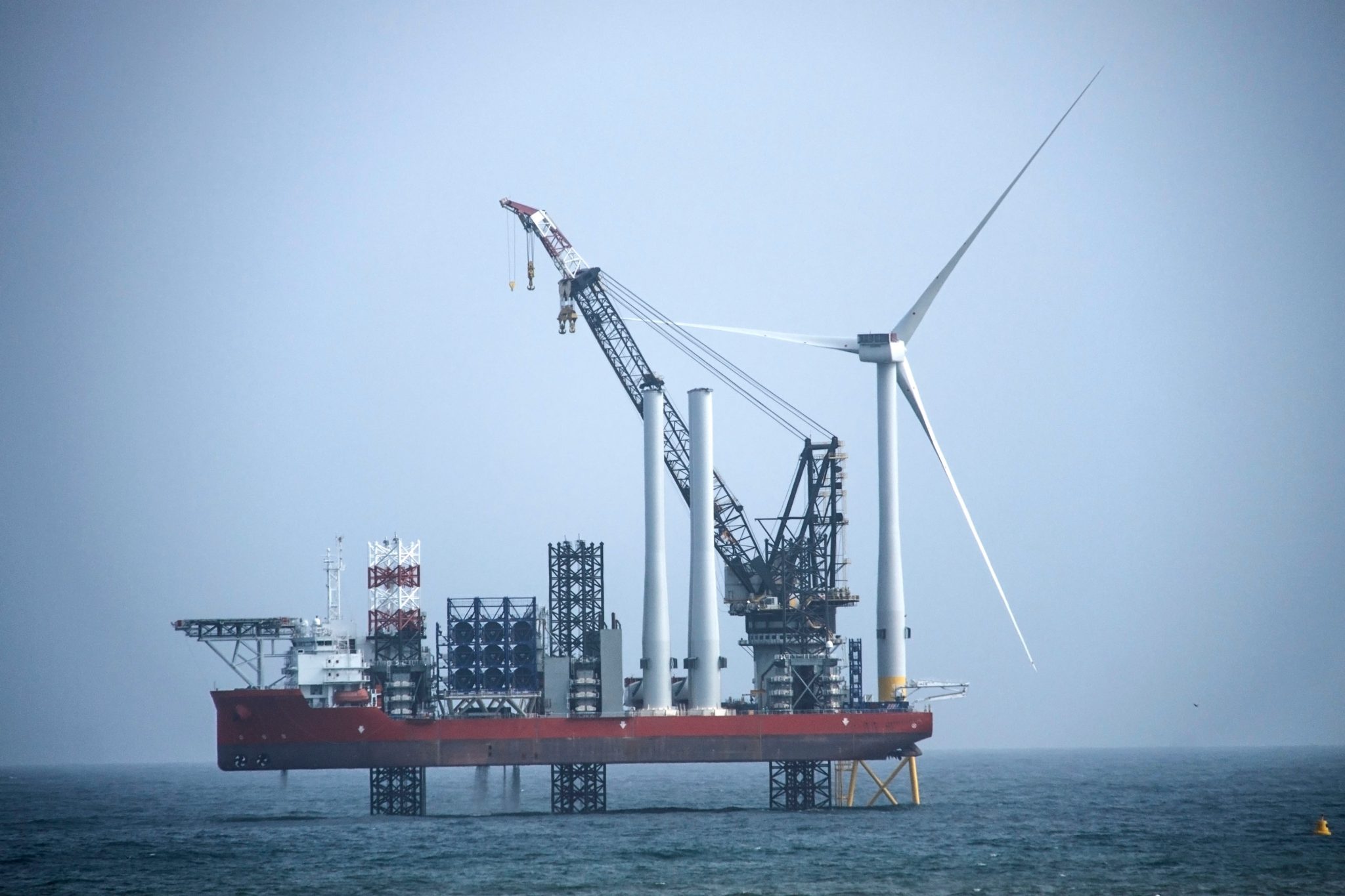 Could offshore wind turbines help Australia become an energy superpower ...